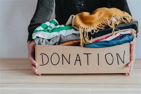 Churches That Accept Clothing Donations Near Me